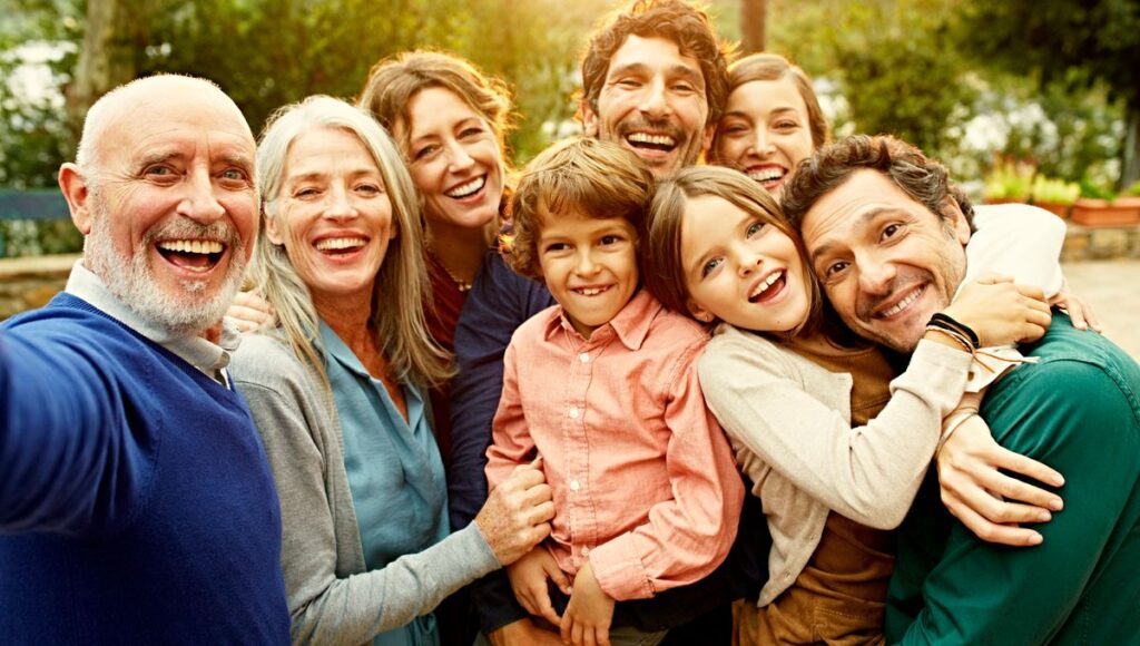 1200x680_gens_heureux